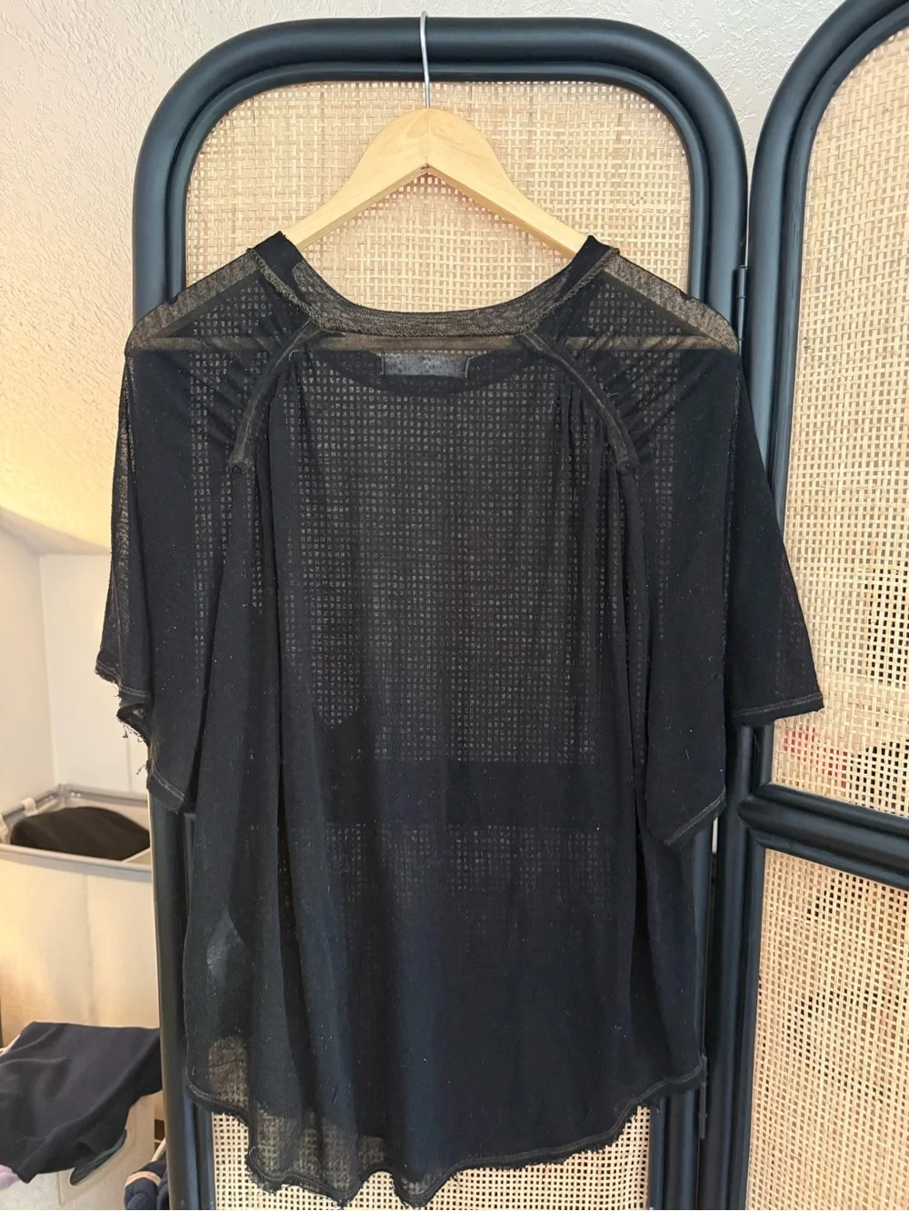 Free People Women’s Distressed Short Sleeved Pocket Tee Shirt Black Small